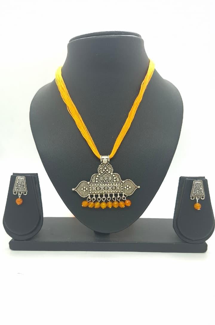 Dori pendant
